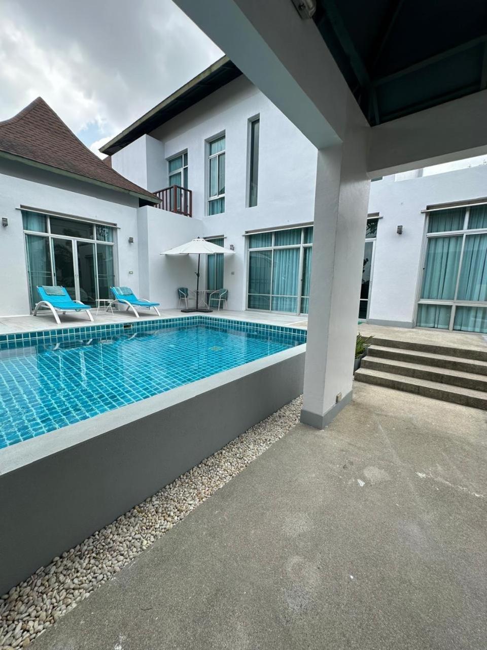 Holiday Pool Villa Na Chom Thian Exterior photo